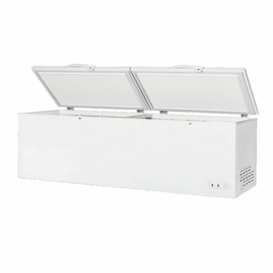 Maxx Cold MXSH30.0SHC Heavy-Duty Solid Chest Freezer with dual lids and spacious interior.